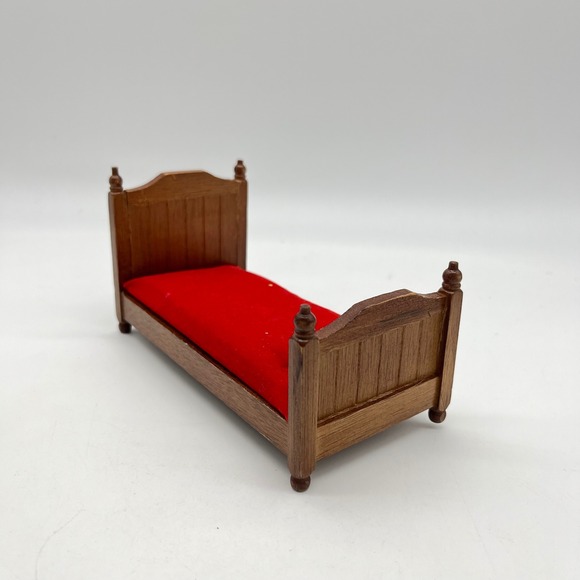 Miniature Dollhouse Bed Wooden Frame Red Velvet Mattress Furniture Decor Vintage - Picture 1 of 9